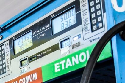 brasil-sentiu-menos-o-aumento-do-petroleo-que-outros-paises,-diz-ineep