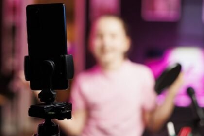 plano-contra-trabalho-infantil-alerta-para-violacoes-no-mundo-digital