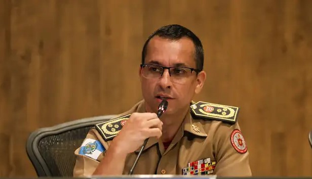 Comandante do Corpo de Bombeiros explica a prisão do ex-subcomandante por violação das normas éticas