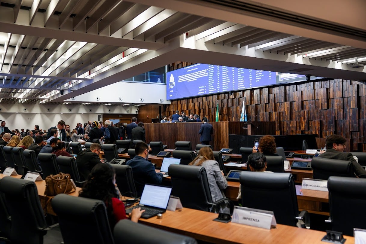Orçamento do Rio de Janeiro para 2027 é Aprovado com Déficit Projetado