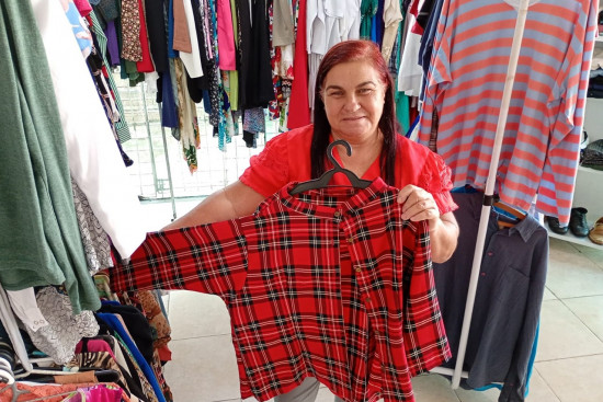 Bazar da Coesa precisa de doações de roupas e utensílios para reforma