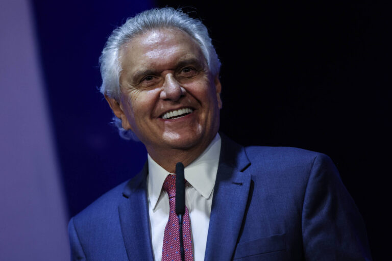 caiado-sobe-o-tom-contra-flavio-e-diz-que-lula-o-mantem-vivo-para-derrota-lo-no-segundo-turno