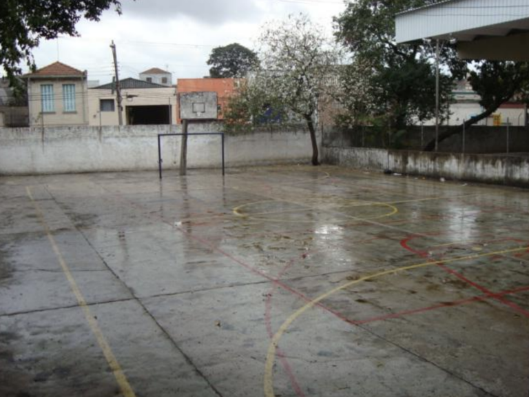 escola-de-sp-tomada-por-ratos-tem-uma-privada-para-123-alunos-e-banheiros-sem-papel-ou-sabonete