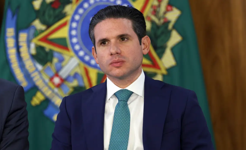 hugo-motta-critica-investigacao-contra-valdemar-e-diz-que-apuracao-busca-criminalizar-a-politica