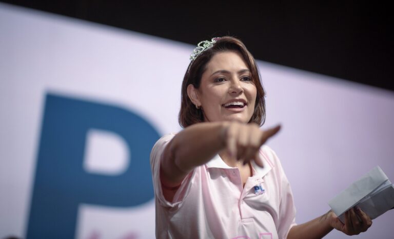 quem-do-bolsonarismo-consegue-segurar-michelle,-a-imparavel?-por-moises-mendes