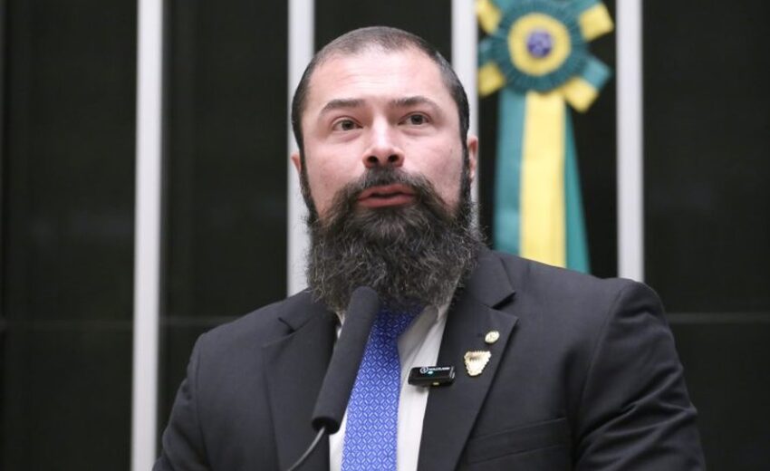 justica-condena-paulo-bilynskyj-a-pagar-r$-15-mil-ao-pt-por-fake-news