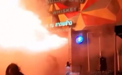 video:-incendio-em-pub-deixa-ao-menos-27-mortos-na-tailandia