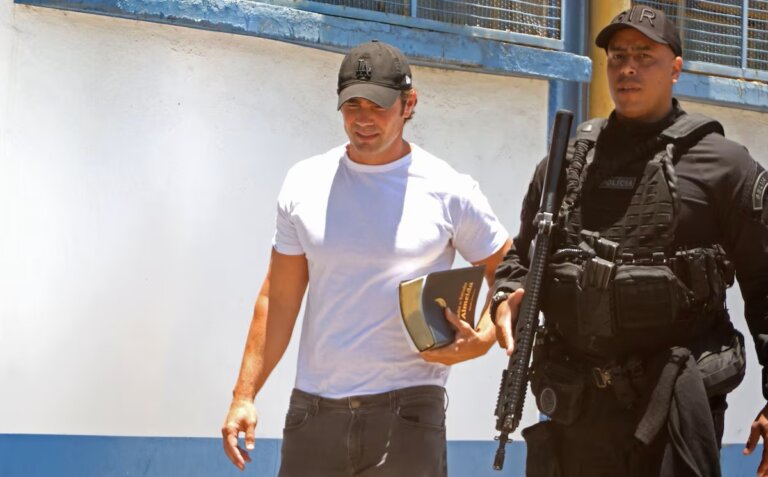 advogado-da-delacao-de-mauro-cid-visita-vorcaro-na-papudinha-em-meio-a-tentativa-de-novo-acordo
