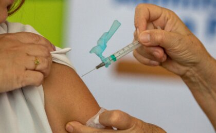 vacinacao-contra-covid-e-ampliada-no-rio;-veja-quem-pode-receber-a-dose