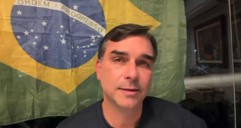 video-–-flavio-bolsonaro-acusa-moraes-de-interferir-na-eleicao-apos-veto-a-visitas