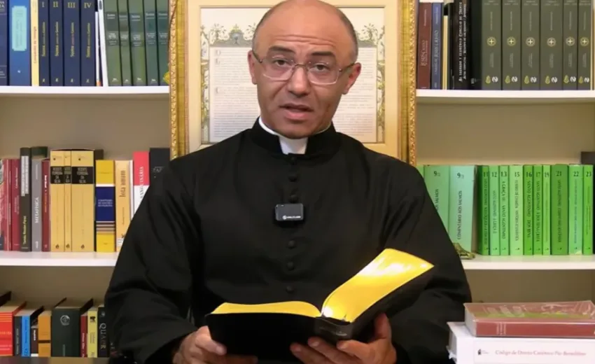 padre-excomungado-desafia-vaticano-e-diz-que-seguira-celebrando-missas