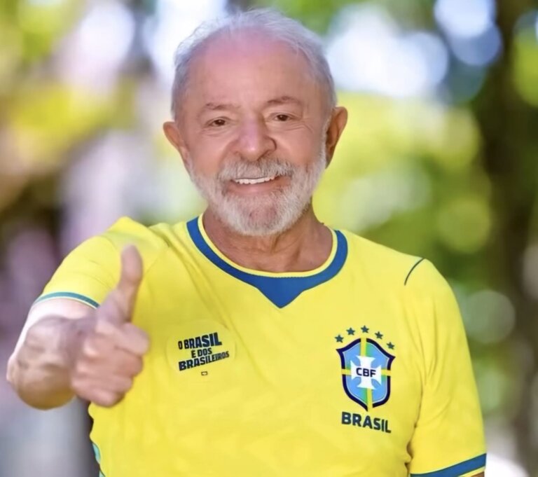 lula-ironiza-selecao-por-eliminacao-e-sugere-robo-para-ancelotti-conquistar-a-proxima-copa
