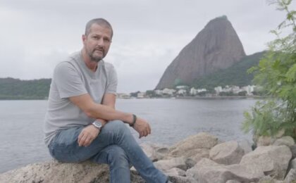 marcelo-serrado-anuncia-documentario-e-livro-sobre-sua-experiencia-com-crises-de-panico