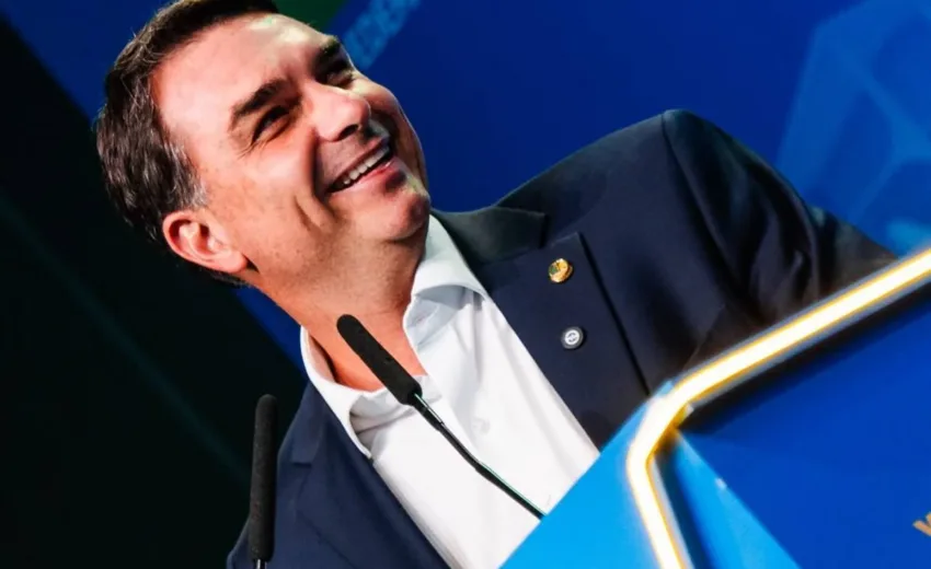 moraes-veta-visitas-de-flavio-a-bolsonaro-por-90-dias-e-pl-recalcula-pre-campanha