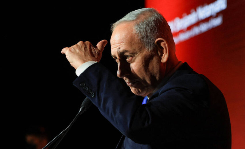 binyamin-netanyahu-fala-ao-microfone.