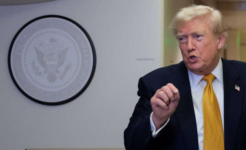 trump-desiste-de-pedagio-em-ormuz,-mas-mantem-bloqueio-naval-contra-navios-do-ira