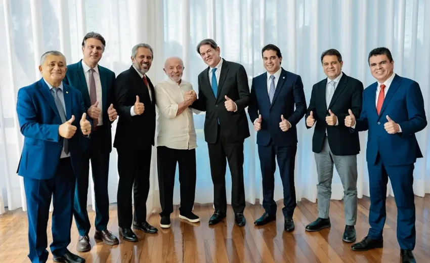 cid-gomes-decide-disputar-reeleicao-ao-senado-apos-reuniao-com-lula-em-alvorada