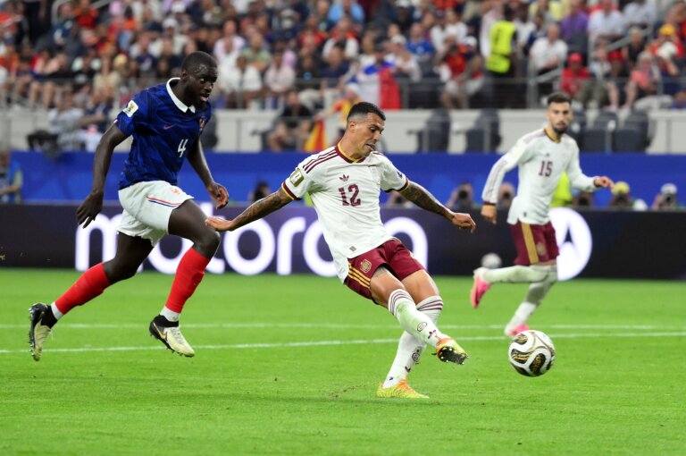 pedro-porro-faz-o-segundo-gol-da-espanha-na-franca-a-espanha-confirmou-sua-excelente-fase-na-copa-do-mundo-…