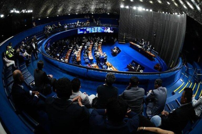 senado-aprova-pec-da-aposentadoria-especial-com-custo-de-r$-30-bilhoes