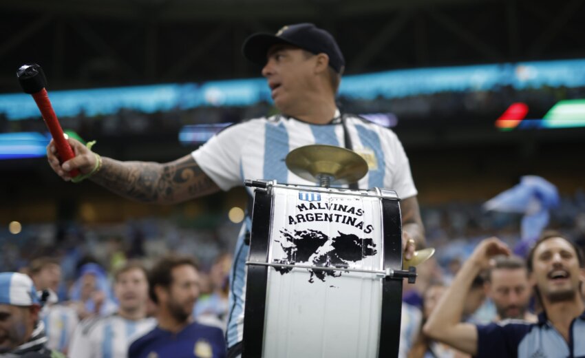 fifa-veta-referencias:-fifa-veta-referencias-as-malvinas-em-argentina-x-inglaterra-e-reforca-seguranca-em-atlanta