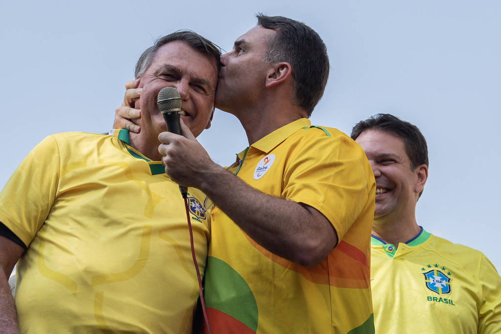 flavio-nao-poderia-usar-indulto-para-tirar-bolsonaro-da-prisao