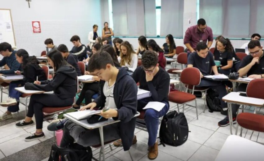 senado-aprova-educacao-financeira-obrigatoria-nas-escolas-e-amplia-ensino-sobre-impostos-e-previdencia