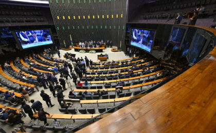 senado-quase-nao-reduz-desigualdade-racial-em-tres-eleicoes