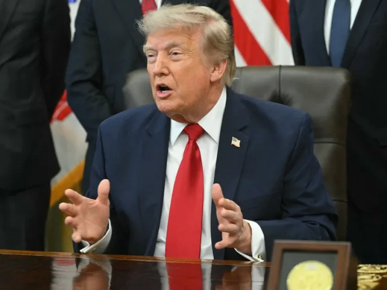 operador-do-teleprompter-de-trump-lucrou-mais-de-us$-100-mil-apostando-nos-discursos-do-presidente