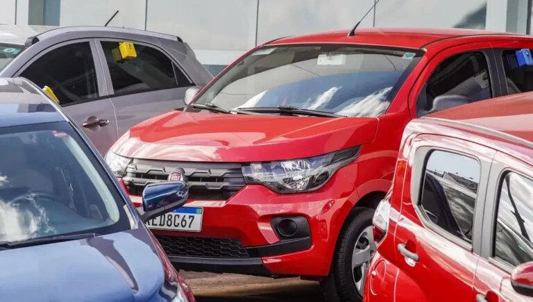 governo-lula-libera-financiamento-de-carros-seminovos-para-motoristas-de-aplicativo-e-taxistas