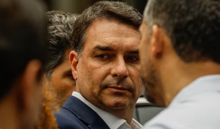 agro-critica-flavio-bolsonaro-por-politizar-crise-do-tarifaco-nos-eua