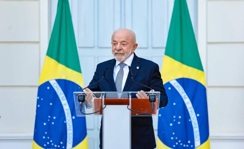 lula-reforca-defesa-do-pix-e-da-soberania-ao-comentar-tarifa-de-trump-sobre-produtos-brasileiros