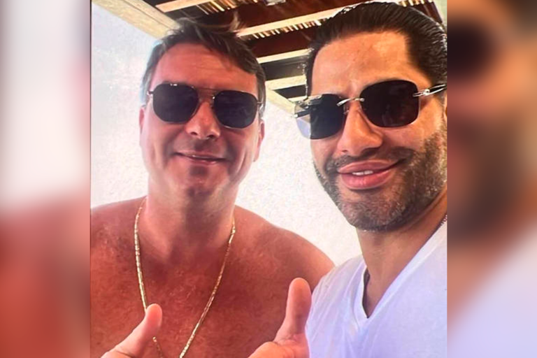 vorcaro-e-questionado-sobre-foto-de-flavio-bolsonaro-com-sicario;-saiba-o-que-ele-disse
