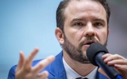 tarifaco:-governo-adota-cautela-sobre-lei-da-reciprocidade-e-busca-ampliar-negociacao-com-os-eua