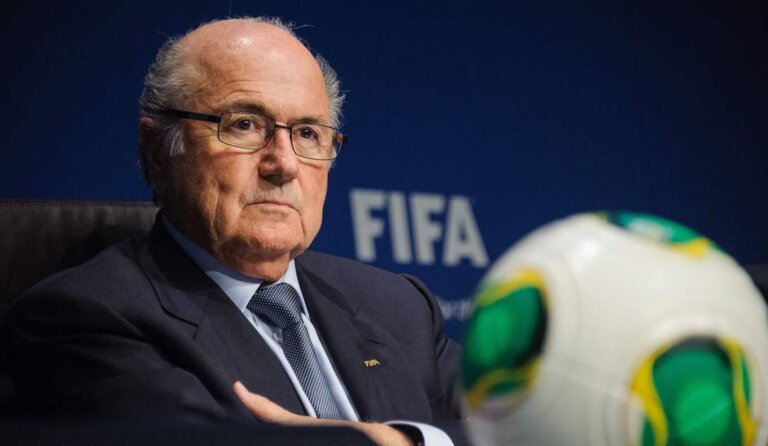 blatter-acusa-fifa-de-copiar-super-bowl-e-critica-influencia-politica-em-copa