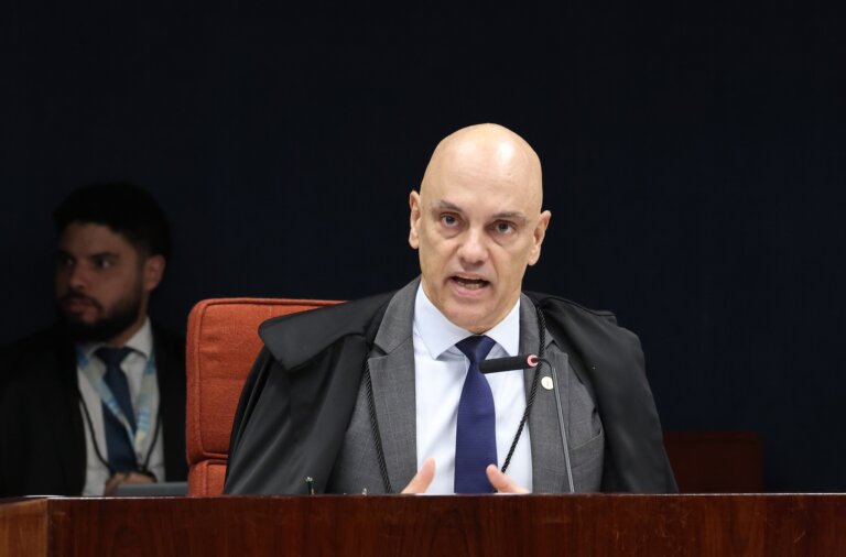 moraes-compara-regalias-em-domiciliar-de-bolsonaro-a-realidade-de-705-mil-presos