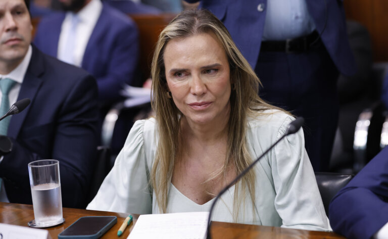 governadora-do-df-diz-que-pt-“so-ganha-eleicao-em-estados-pobres”;-partido-reage