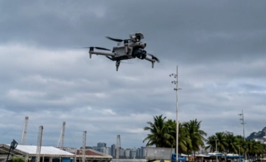 prefeitura-do-rio-reforca-tolerancia-zero-com-drones-para-combater-comercio-irregular-nas-praias