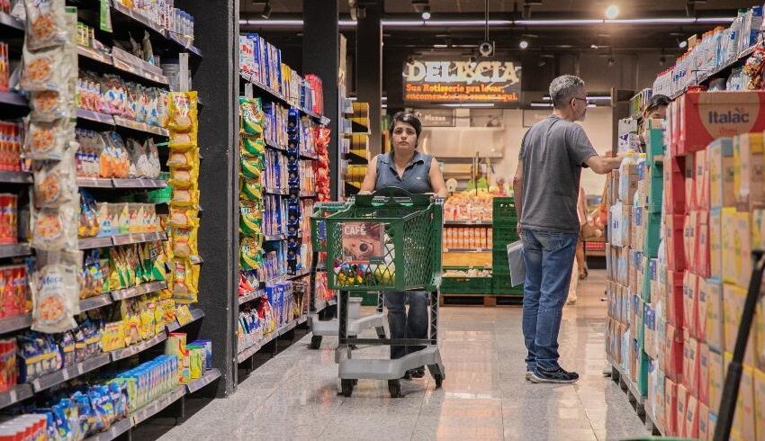 inflacao:-mercado-reduz-previsao-do-ipca-pela-3a-semana,-mas-indice-segue-acima-da-meta