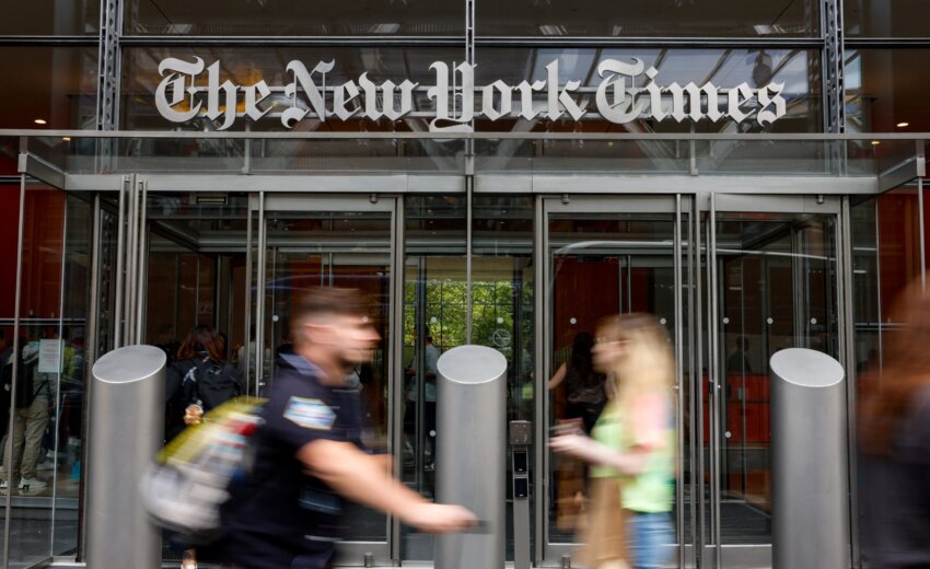 trump-usa-investigacao-federal-para-tentar-descobrir-fontes-do-new-york-times