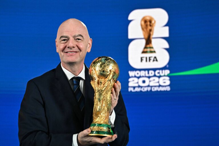 infantino-admite-estudar-copa-do-mundo-com-64-selecoes-e-revolta-uefa