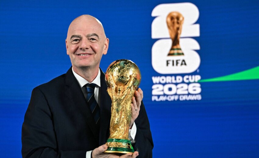 infantino-admite-estudar-copa-do-mundo-com-64-selecoes-e-revolta-uefa