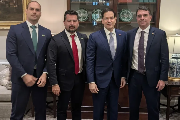 eduardo-bolsonaro-defende-rubio-e-acusa-lula-de-usar-tarifaco-para-ganho-eleitoral