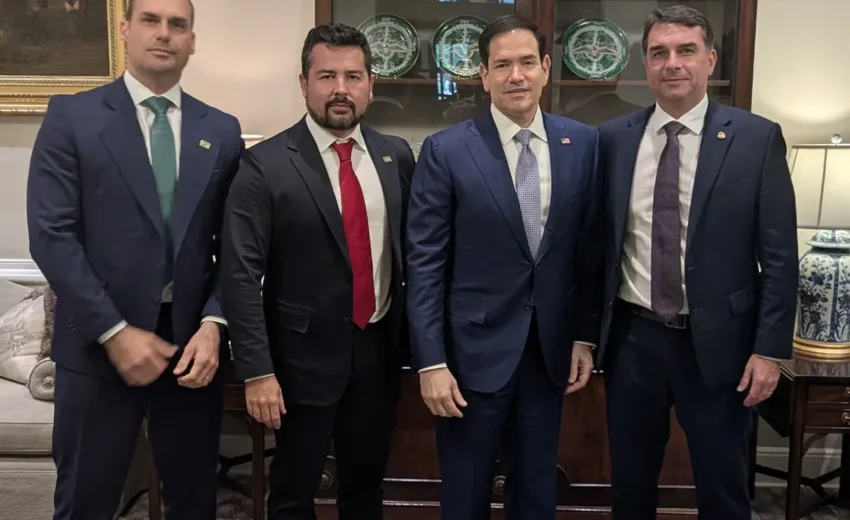 eduardo-bolsonaro-defende-rubio-e-acusa-lula-de-usar-tarifaco-para-ganho-eleitoral
