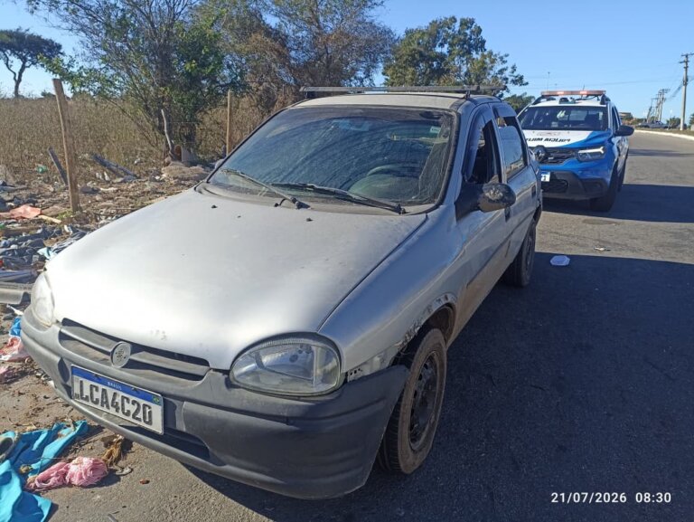 veiculo-com-registro-de-roubo-e-encontrado-em-guarus-e-pode-ter-sido-usado-por-traficantes-para-ataque