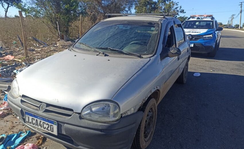 veiculo-com-registro-de-roubo-e-encontrado-em-guarus-e-pode-ter-sido-usado-por-traficantes-para-ataque