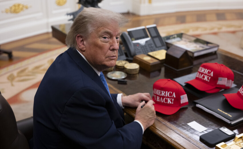 em-exportacoes-do-brasil,-tarifaco-de-trump-entra-em-vigor-e-ameaca-us$-11-bilhoes