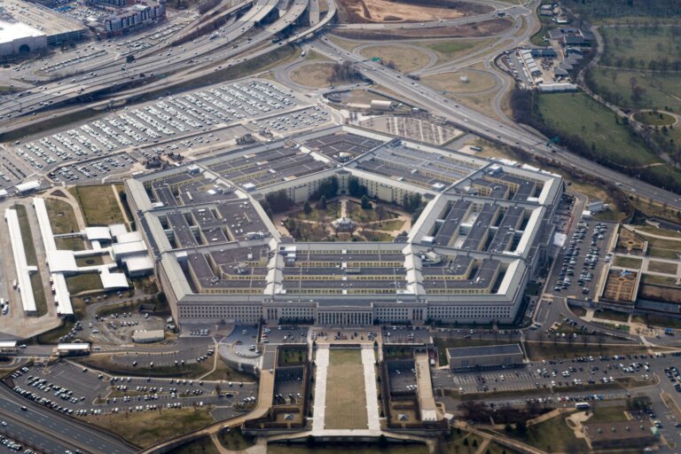 em-ataques-do-ira,-pentagono-admite-que-quase-100-militares-dos-eua-ficaram-feridos