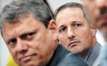 ciumes?-pp-ve-derrite-escanteado-por-tarcisio-e-ve-preferencia-a-andre-do-prado