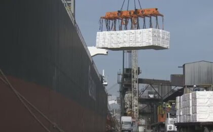 governo-anuncia-nova-linha-de-credito-para-setores-afetados-pelo-tarifaco-dos-eua,-que-entra-em-vigor-nesta-4a