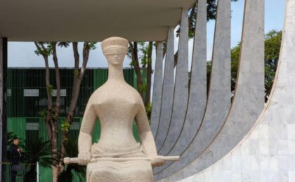 stf-considera-‘graves’-e-‘absurdas’-informacoes-falsas-sobre-urnas-eletronicas-divulgadas-por-flavio-bolsonaro